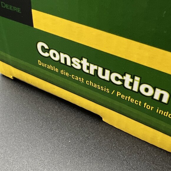 2009 Ertl John Deere 5-piece Construction Set - Picture 10 of 12